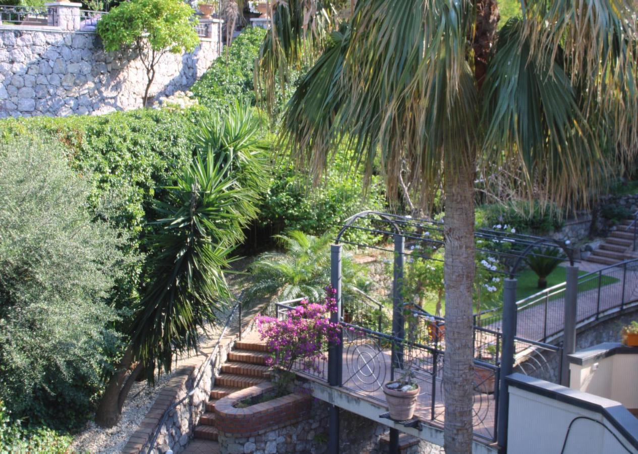 Taormina Helas Apartment By Taormina Holidays Esterno foto